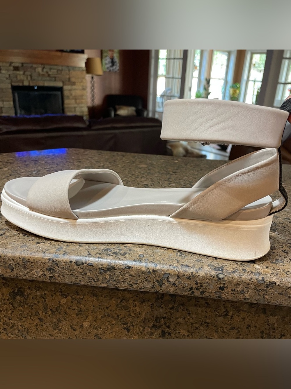 Wear w Anything! Franco Sarto Emmett Platform Sandal White Gray Sz 9 Velcro